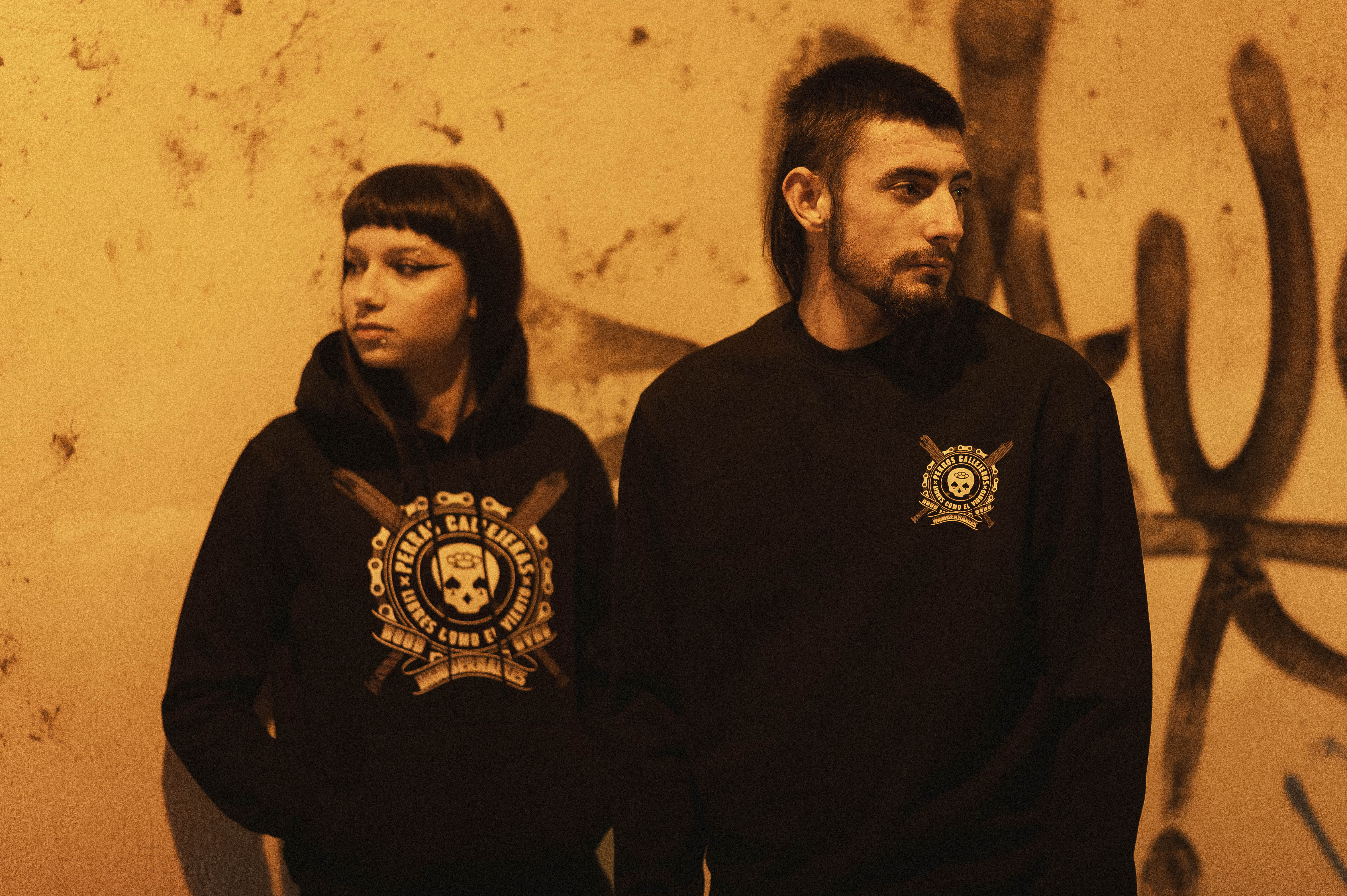 Crewneck HOOD - Image 3